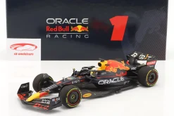 M. Verstappen Red Bull RB18 #1 Sieger Saudi Arabien Formel 1 Weltmeister 2022 1:18 Minichamps