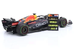 M Verstappen Red Bull RB18 #1 Sieger Japan GP Formel 1 Weltmeister 2022 1:18 Minichamps