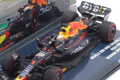 M. Verstappen Red Bull RB18 #1 Sieger Spanien GP Formel 1 Weltmeister 2022 1:43 Minichamps