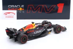 M. Verstappen Red Bull RB19 #1 Sprint Race Katar GP Formel 1 Weltmeister 2023 1:18 Minichamps