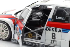 Nicola Larini #8 Alfa Romeo 155 V6 TI Martini Racing DTM / ITC 1995 1:18 WERK83
