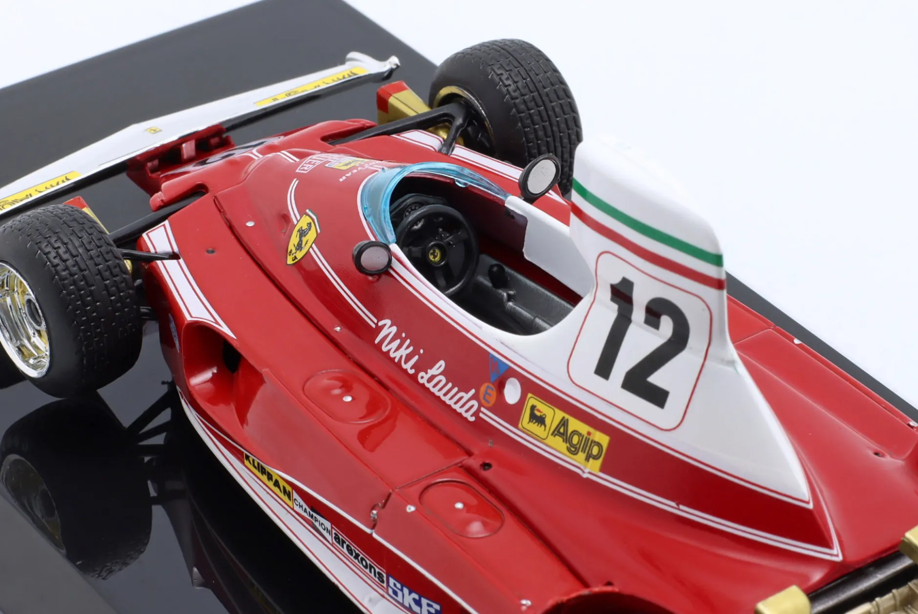 Niki Lauda Ferrari 312T #12 Formel 1 Weltmeister 1975 1:24 Premium Collectibles