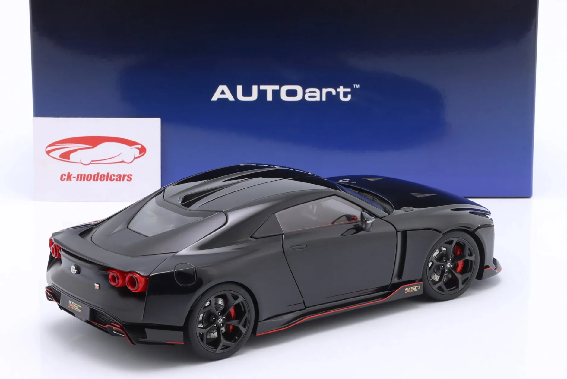 Nissan GT-R50 by Italdesign 2020 schwarz / mattschwarz 1:18 AUTOart