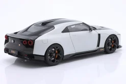Nissan GT-R50 by Italdesign 2020 weiß metallic / schwarz 1:18 AUTOart