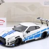 Nissan GT-R (R35) LBWK Body Kit 2.0 2024 weiß / blau 1:18 Solido