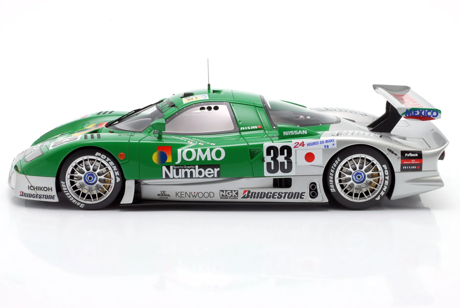 Nissan R390 GT1 #33 10th 24h LeMans 1998 Nissan Motorsport 1:18 GT-Spirit