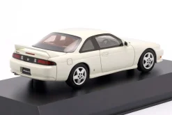 Nissan Silvia K's Coupe Baujahr 1994 perlweiß 1:43 Kyosho
