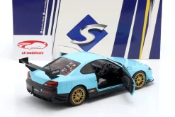 Nissan Silvia (S15) Spec-R Aero Baujahr 1999 babyblau 1:18 Solido