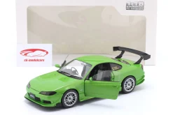 Nissan Silvia S15 Spec-R Aero Baujahr 1999 grün 1:18 Solido