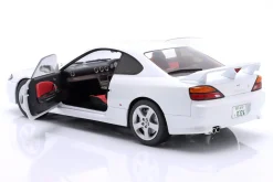 Nissan Silvia S15 Spec-R Aero Baujahr 1999 Aspen weiß 1:18 Solido