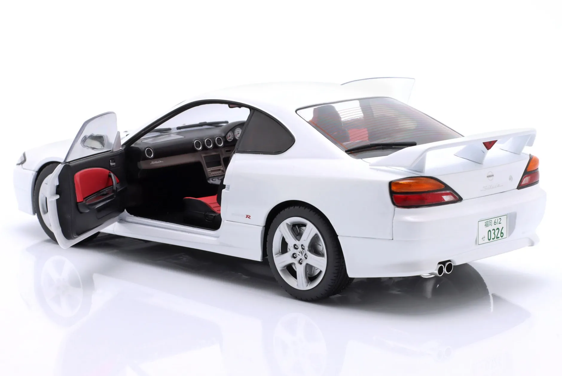 Nissan Silvia S15 Spec-R Aero Baujahr 1999 Aspen weiß 1:18 Solido