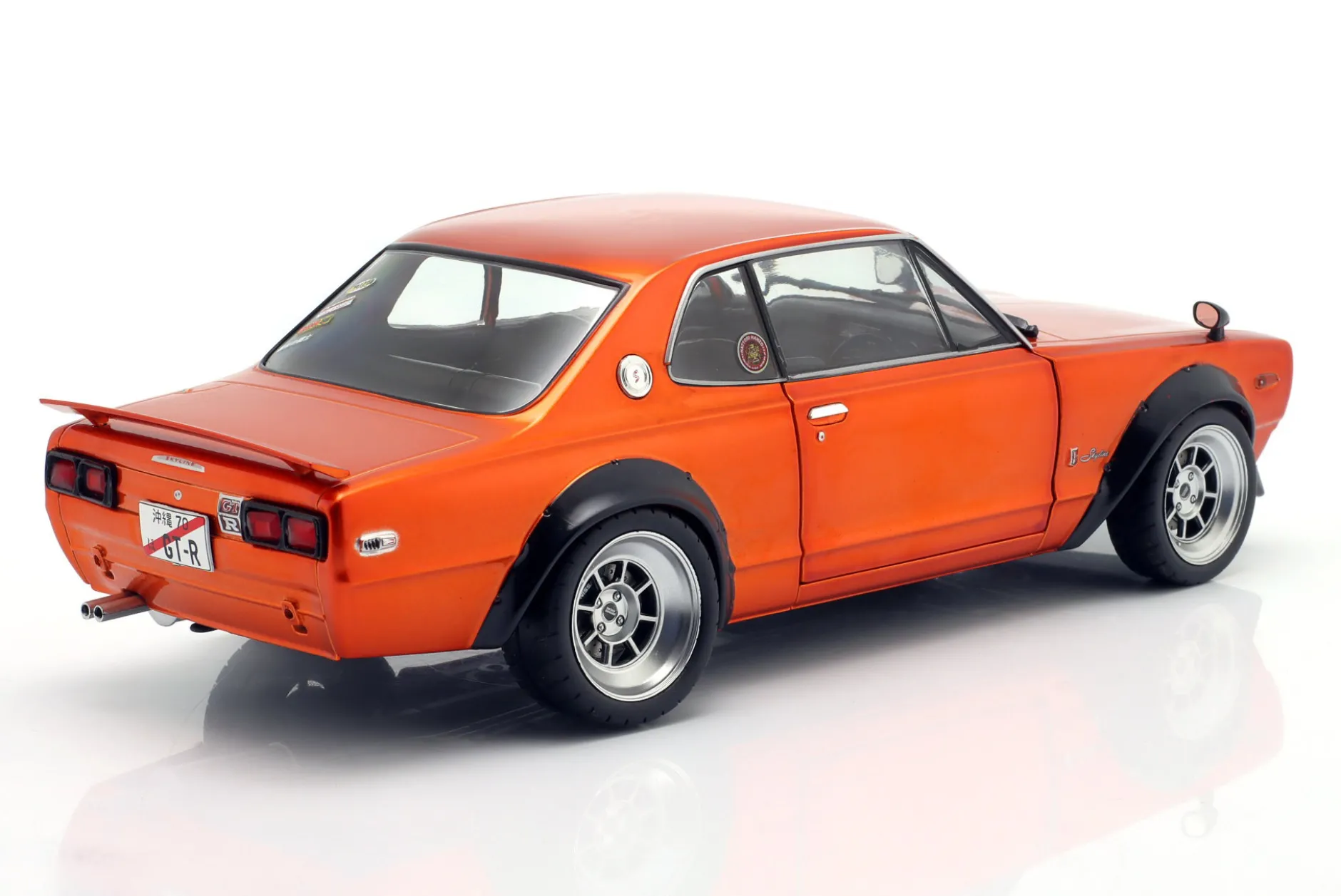 Nissan Skyline (C10) Hakosuka Solido Works 1970 orange metallic 1:18 Solido