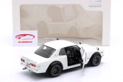 Nissan Skyline (C10) Hakosuka Solido Works 1970 perlweiß 1:18 Solido