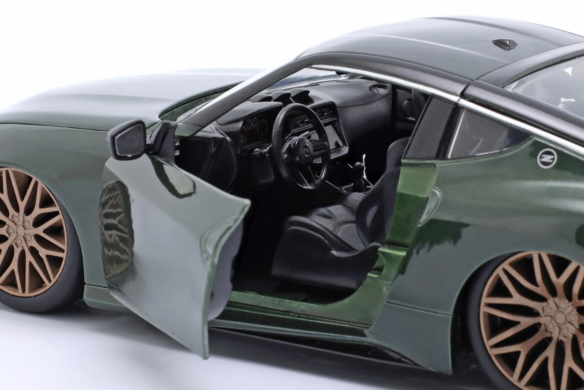 Nissan Z 2023 Fast X (Fast & Furious 10) dunkelgrün metallic 1:24 Jada Toys