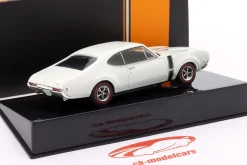 Oldsmobile 442 W-30 Baujahr 1970 weiß 1:43 Ixo
