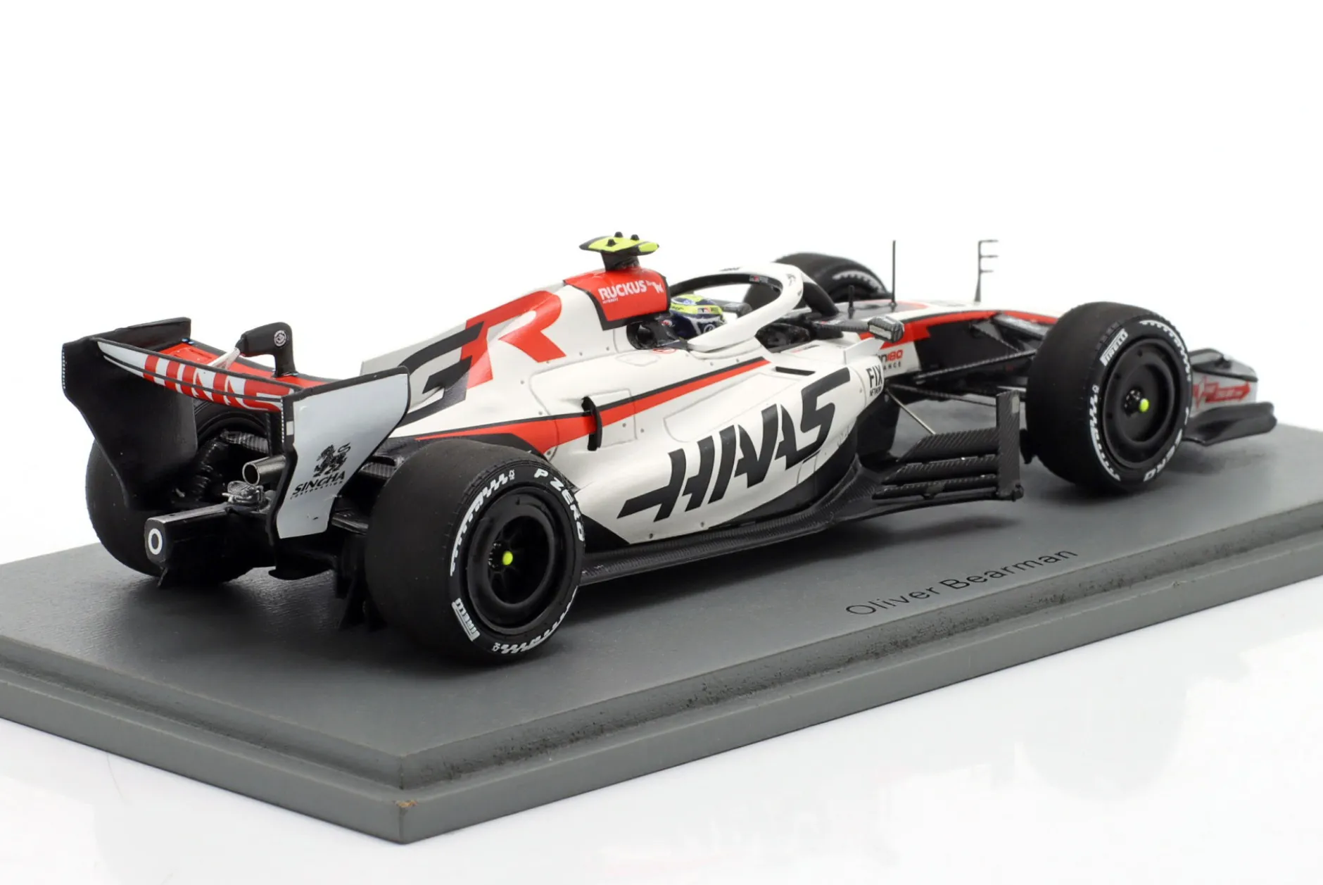 Oliver Bearman Haas VF-26 #87 5th China GP Formel 1 2026 1:43 Spark