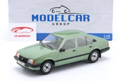 Opel Ascona C Baujahr 1981 hellgrün metallic 1:18 ModelCar Group