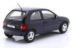 Opel Corsa B Atlanta Baujahr 1996-1997 dunkelblau metallic 1:18 ModelCarGroup