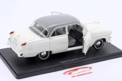 Opel Kapitän Baujahr 1954 weiß / grau 1:24 Hachette