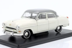 Opel Kapitän Baujahr 1954 weiß / grau 1:24 Hachette