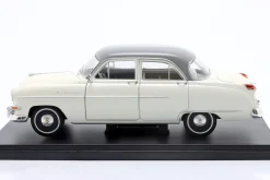 Opel Kapitän Baujahr 1954 weiß / grau 1:24 Hachette