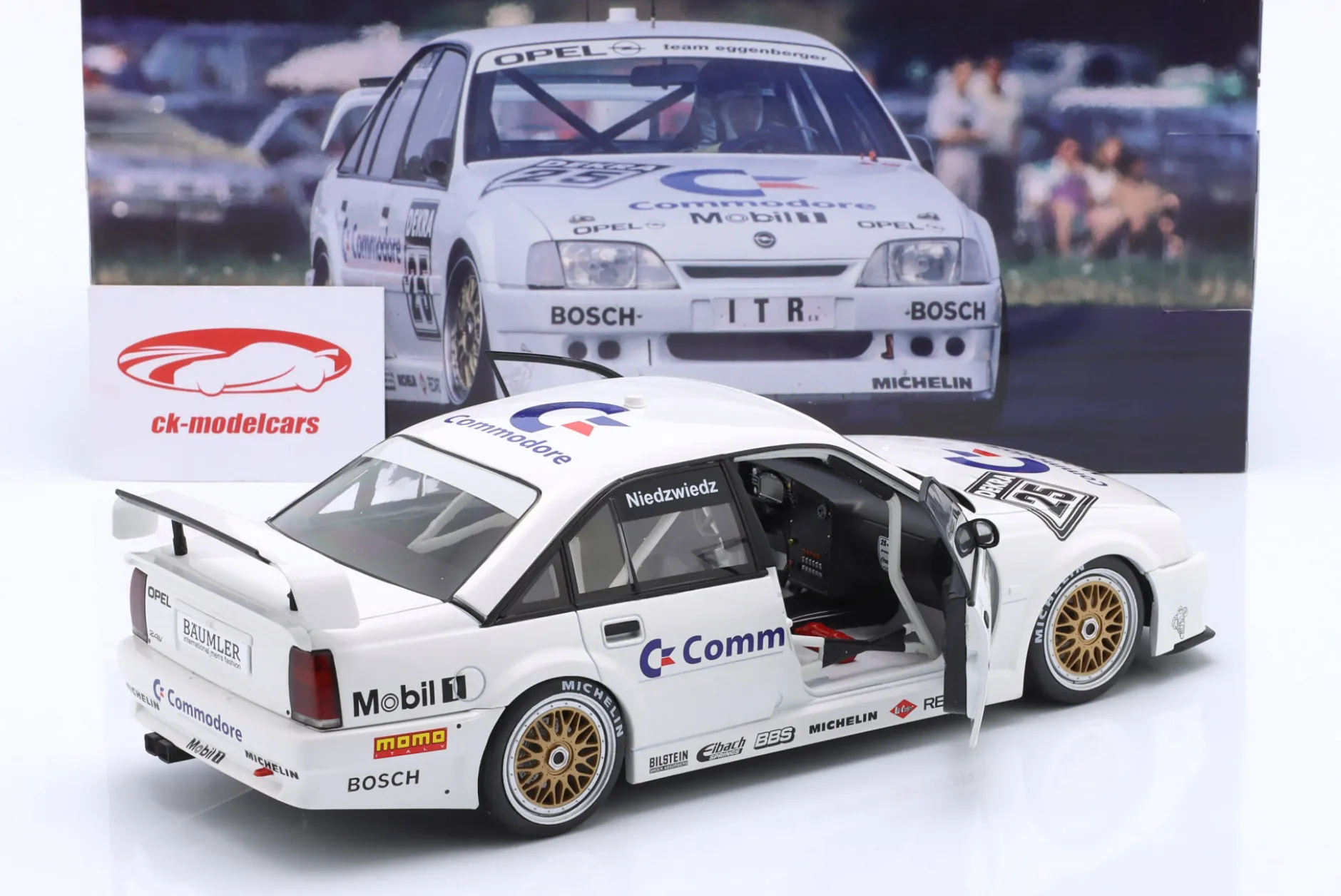 Opel Omega Evo 500 Commodore #25 DTM 1991 Klaus Niedzwiedz 1:18 WERK83