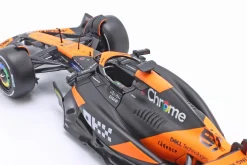 O. Piastri McLaren MCL38 #81 Miami GP Formel 1 2024 mit Figur 1:24 Bburago