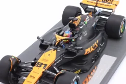 Oscar Piastri McLaren MCL60 #81 3rd Japan GP Formel 1 2023 1:18 Minichamps