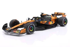 Oscar Piastri McLaren MCL39 #81 Sieger China GP Formel 1 2025 1:18 Solido