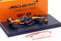 Oscar Piastri MCL39 #81 Sieger China GP Formel 1 2025 1:64 Minchamps
