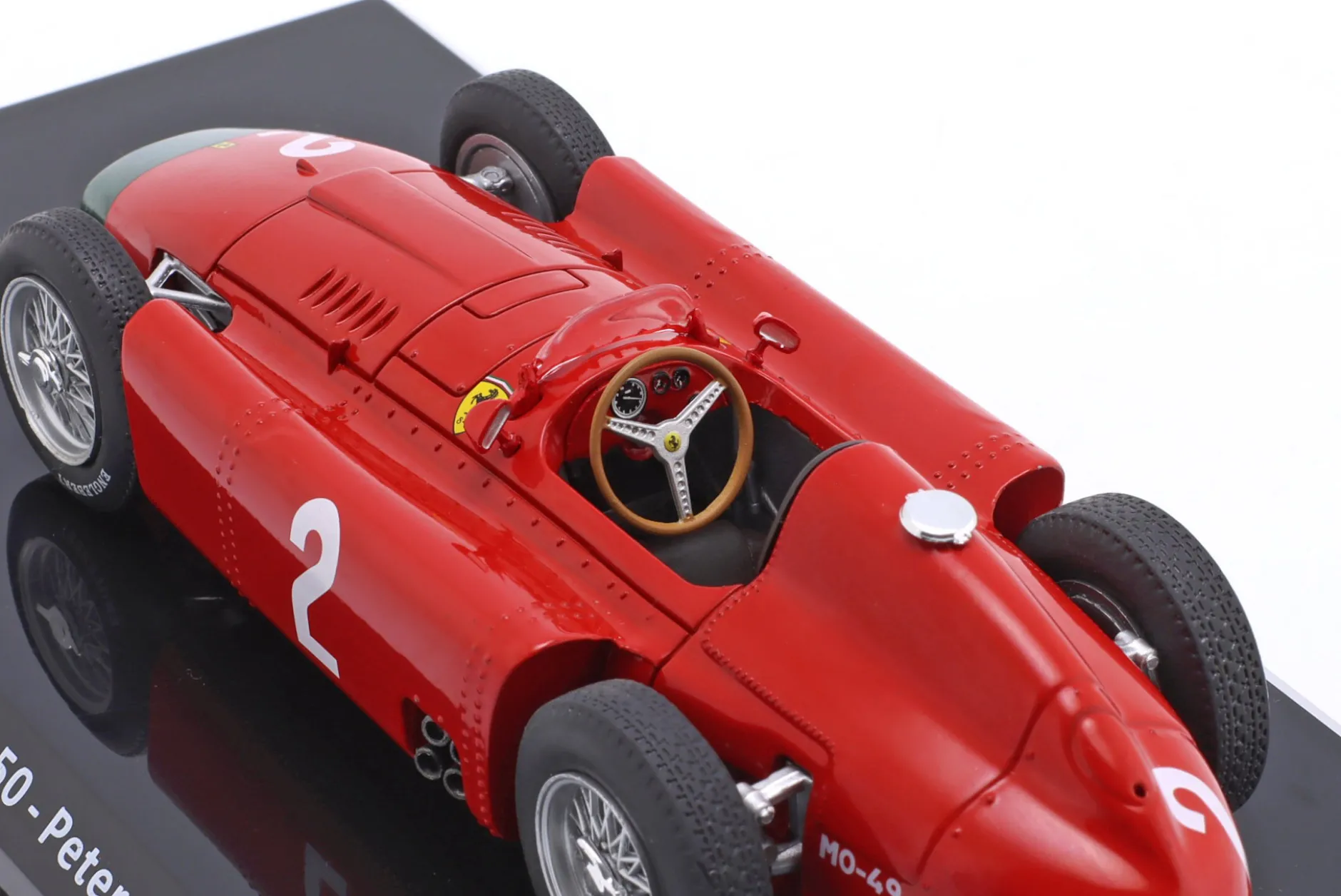 Peter Collins Ferrari D50 #2 Formel 1 1956 1:24 Premium Collectibles