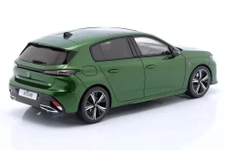 Peugeot 308 GT Baujahr 2022 olivgrün 1:18 OttOmobile