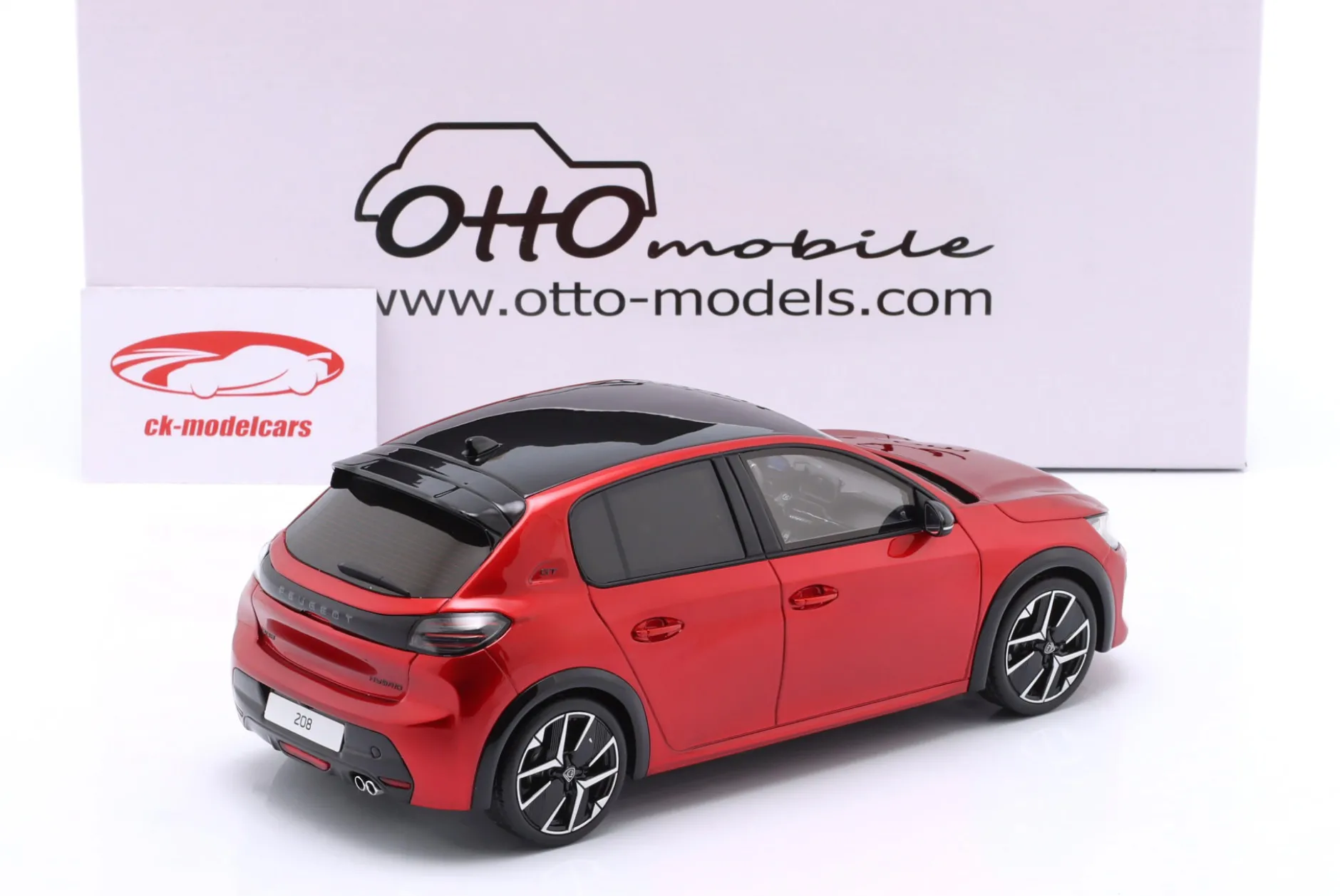 Peugeot 208 GT Hybrid Baujahr 2024 rot metallic 1:18 OttOmobile