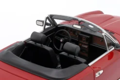 Pininfarina Spidereuropa Baujahr 1982 dunkelrot 1:18 TOURING