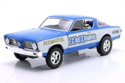 Plymouth Barracuda 426 Hemi Hustler Baujahr 1966 blau / grau 1:18 GMP