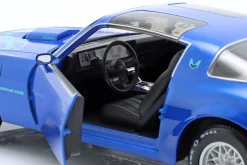 Pontiac Firebird Trans Am Baujahr 1978 blau 1:18 Maisto