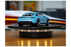 Porsche Adventskalender: Porsche Taycan Turbo S riviera blau 1:24 Franzis