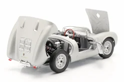Porsche 550 A Spyder Baujahr 1950 silber 1:18 Maisto