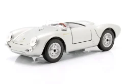 Porsche 550 A Spyder Baujahr 1950 silber 1:18 Maisto