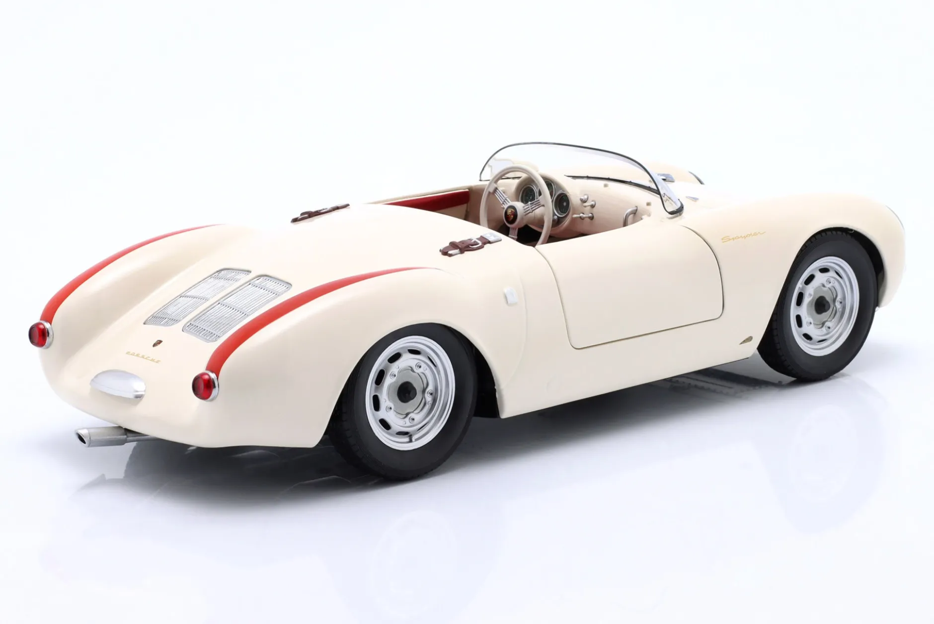 Porsche 550A Spyder Baujahr 1955 weiß / rot 1:12 KK-Scale