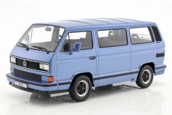 Porsche B32 auf Basis Volkswagen VW T3 Bus Baujahr 1984 hellblau metallic 1:18 KK-Scale