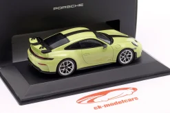 Porsche 911 (992.2) Baujahr 2025 cartagenagelb metallic 1:43 Spark