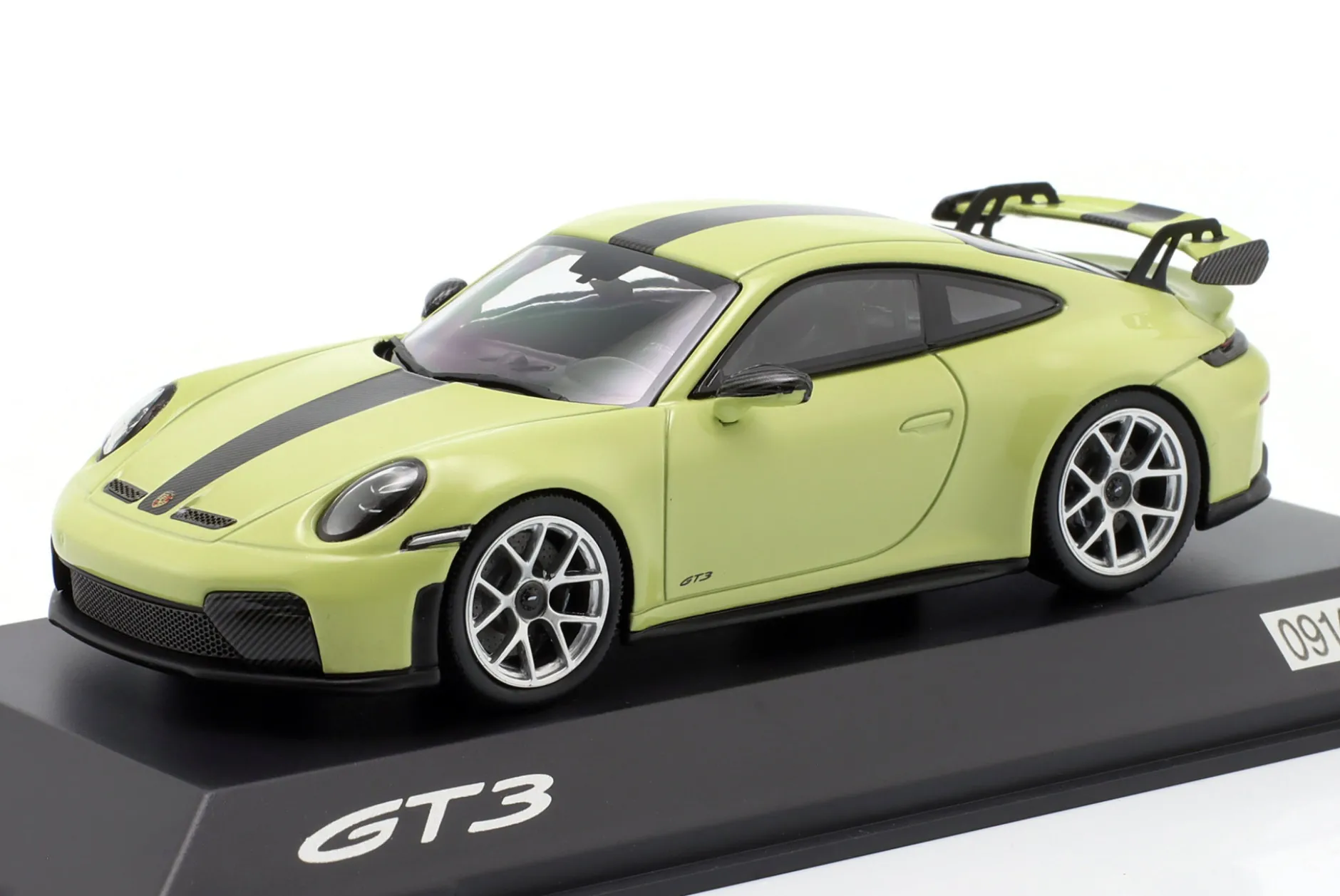 Porsche 911 (992.2) Baujahr 2025 cartagenagelb metallic 1:43 Spark