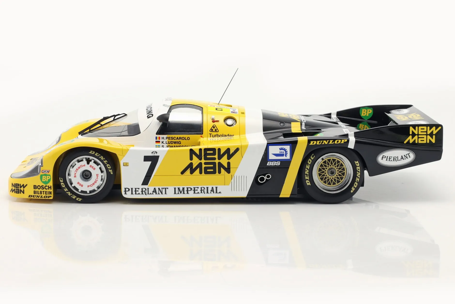 Porsche 956B #7 Sieger 24h LeMans 1984 Pescarolo, Ludwig 1:12 CMR
