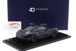 Porsche 911 (992.2) Carrera 4 GTS 40 Jahre Porsche Italien 2025 Blusogno 1:18 Spark