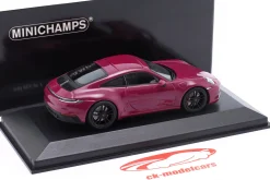 Porsche 911 (992) Carrera 4 GTS 2021 sternrubin neo 1:43 Minichamps