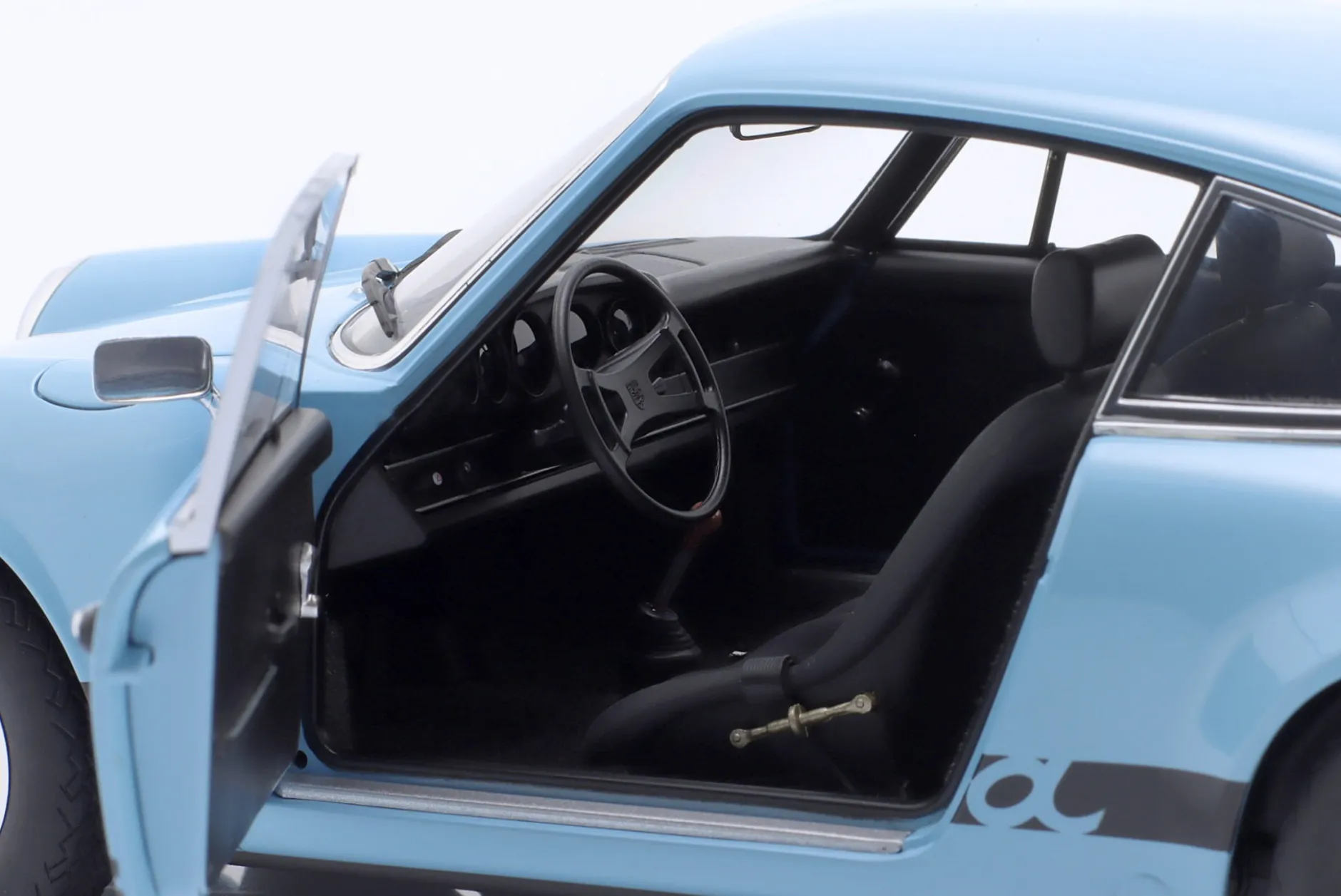Porsche 911 Carrera RS 2.7 Gulf blau 1:18 AUTOart