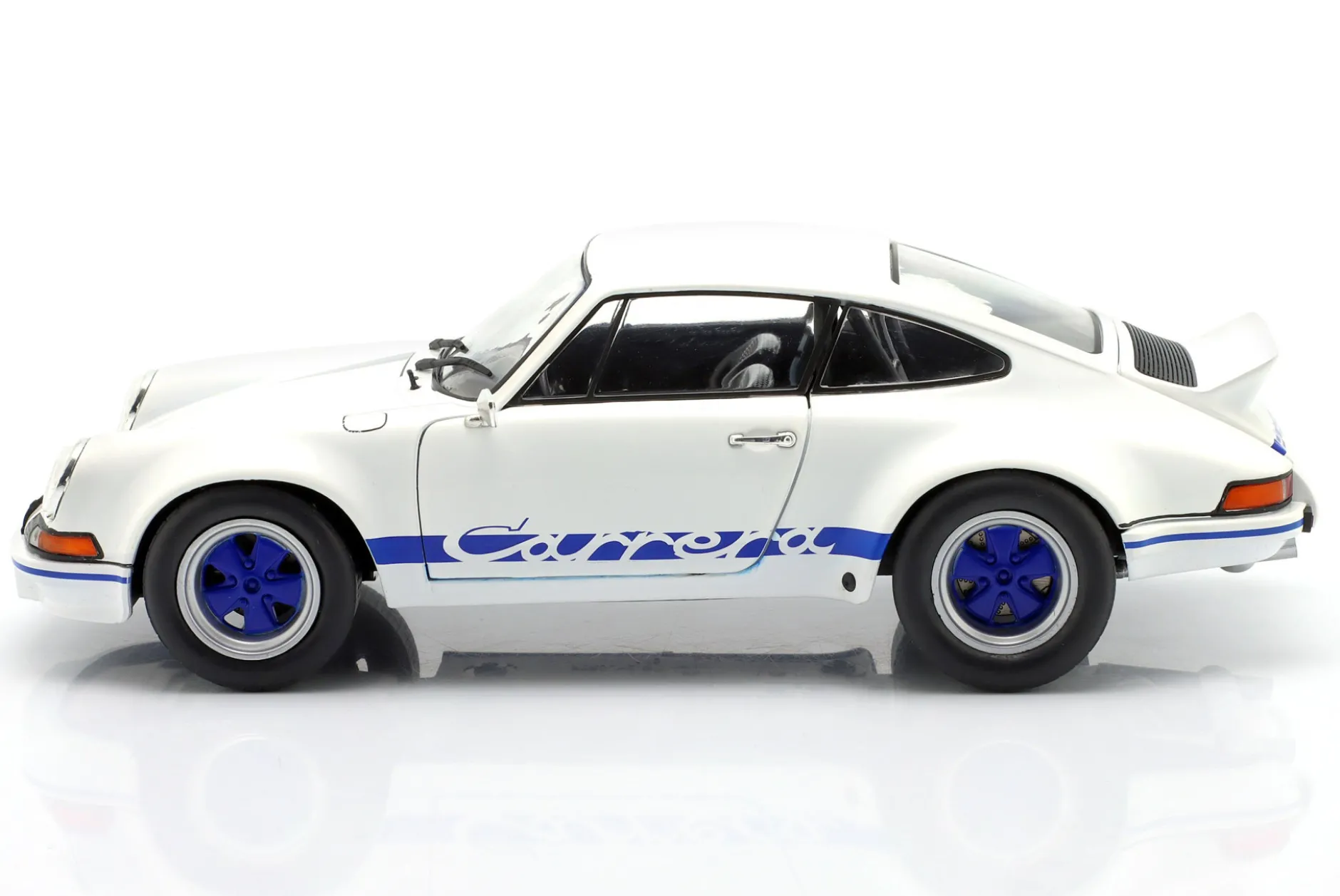 Porsche 911 Carrera RSR Baujahr 1973 weiß / blau 1:18 Solido