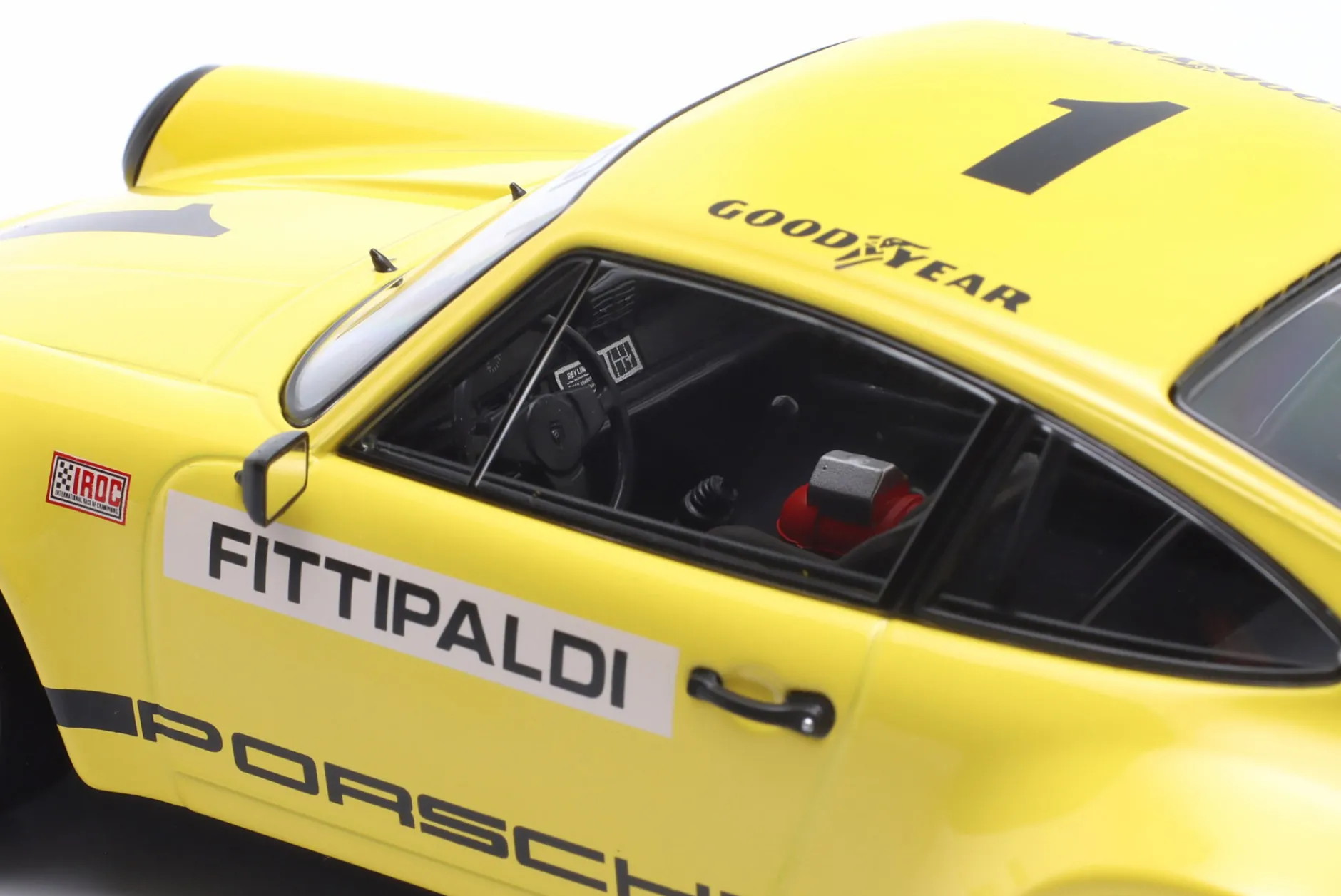 Porsche 911 Carrera 3.0 RSR #1 IROC Riverside 1973 Emerson Fittipaldi 1:18 WERK83