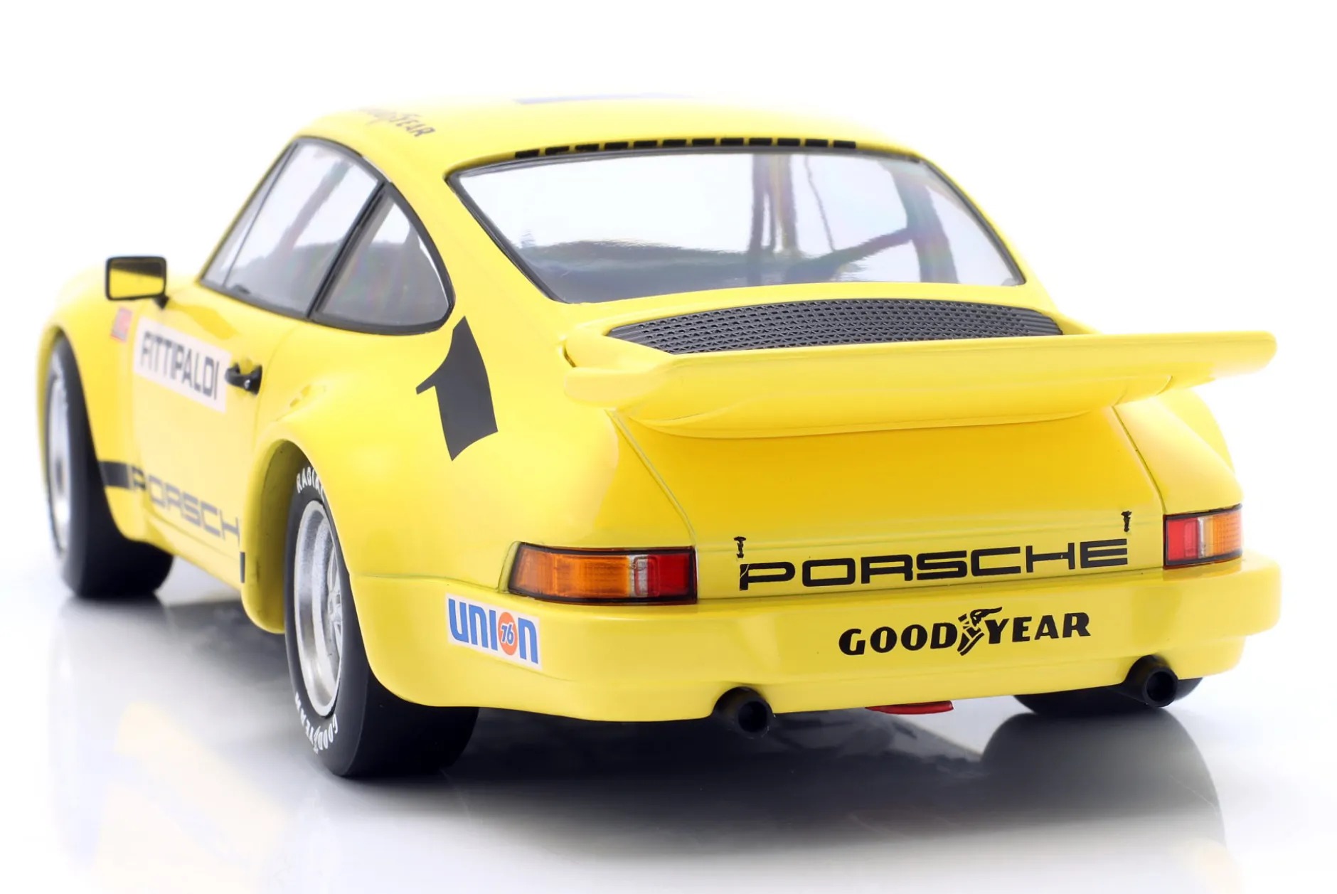 Porsche 911 Carrera 3.0 RSR #1 IROC Riverside 1973 Emerson Fittipaldi 1:18 WERK83